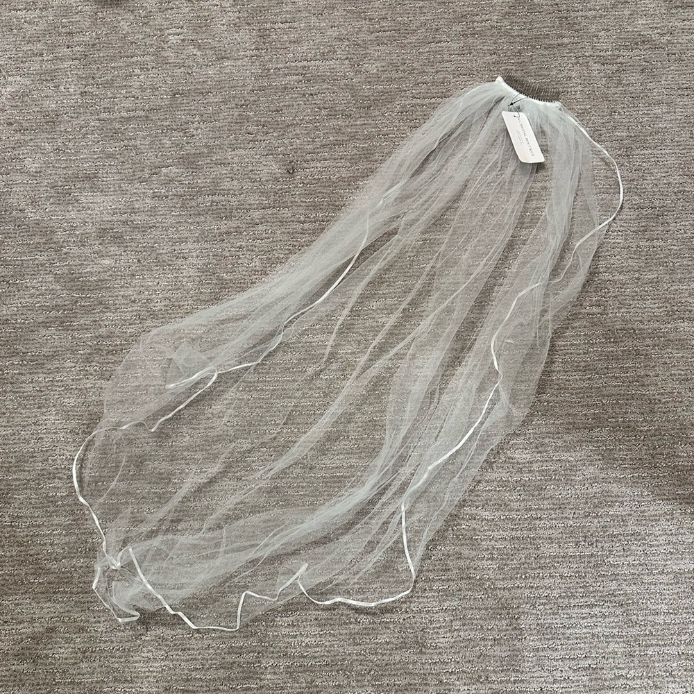 Sheer Fingertip Wedding Veil: Satin Ribbon Trim, Metal Comb